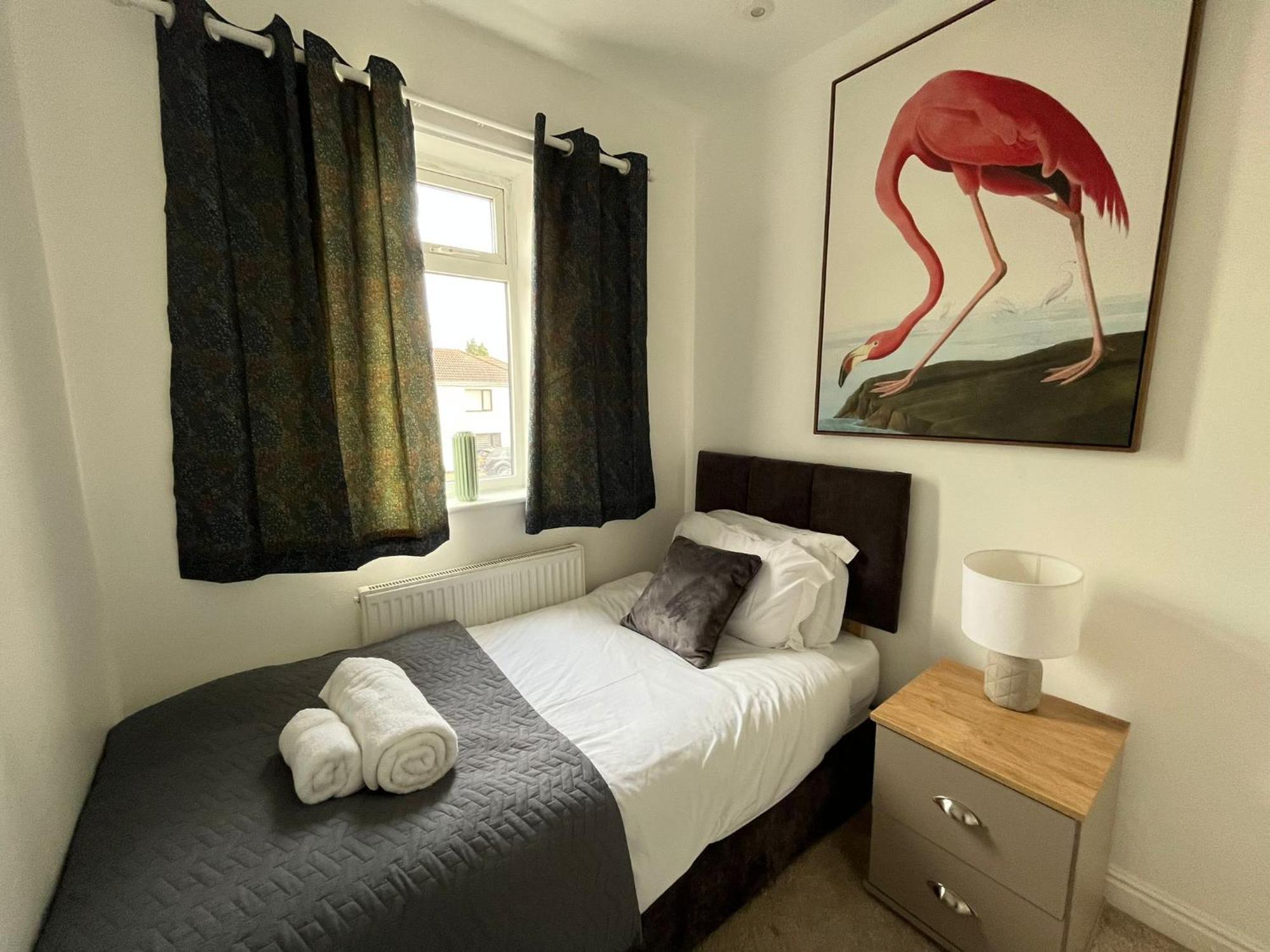 Villa Modern 4-Bed House With Garden & Parking Coventry Exterior foto